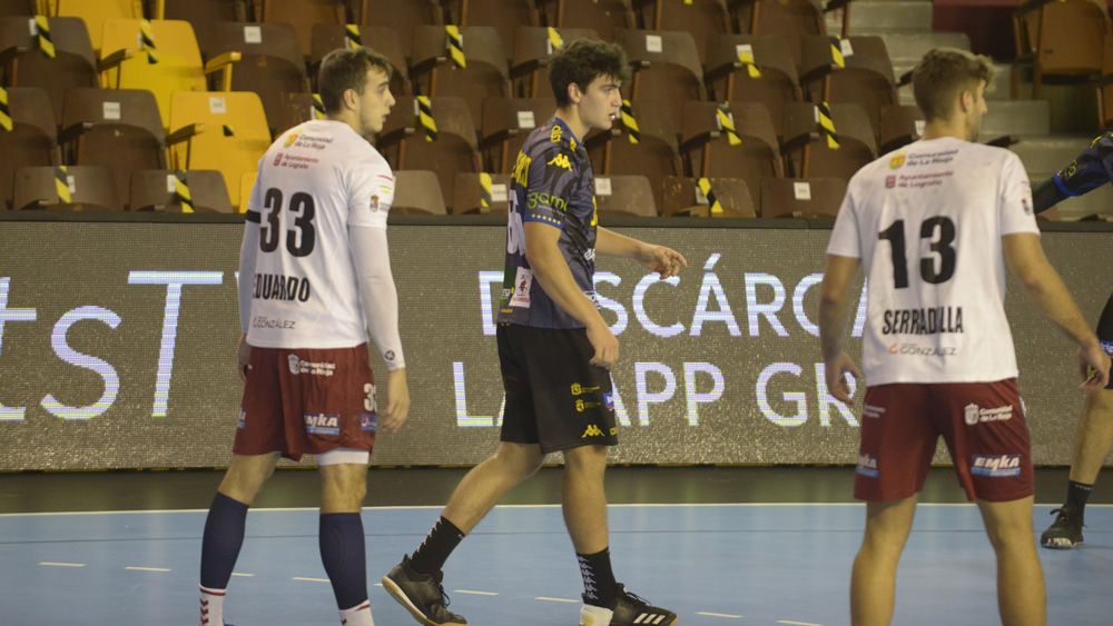 Casqueiro, durante un encuentro de esta temporada. | MAURICIO PEÑA Casqueiro, durante un encuentro de esta temporada. | MAURICIO PEÑA