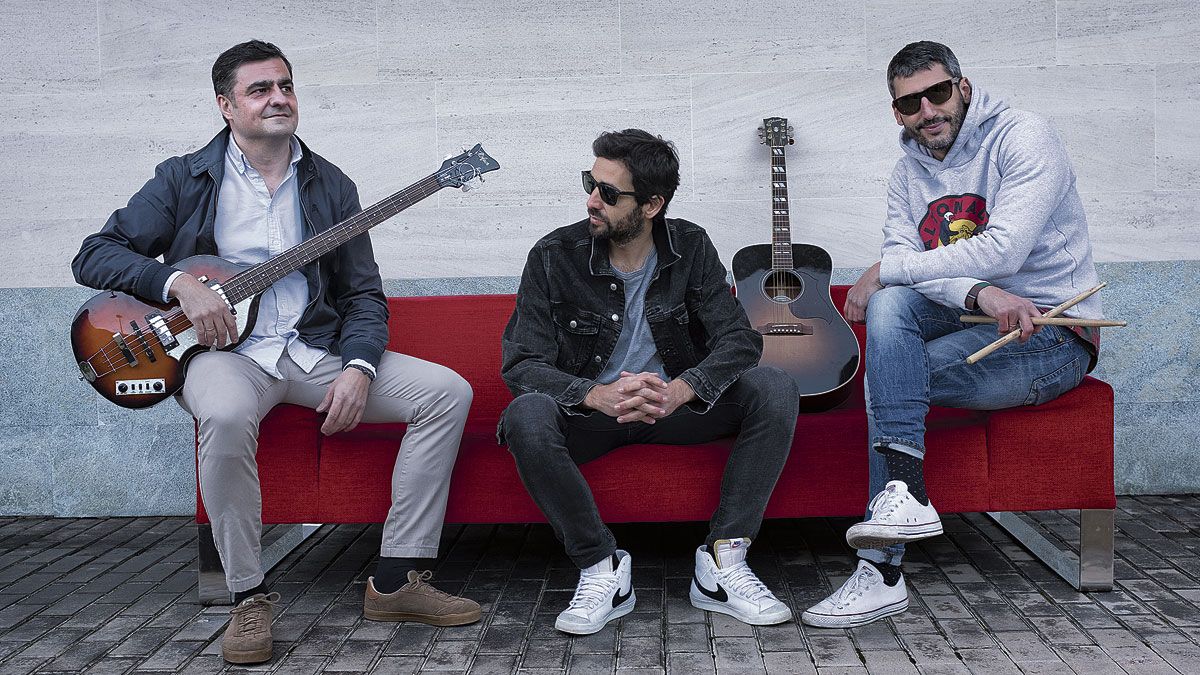 Gustavo Quirós, Iván Cosamalón y Jorge Lozano son junto con Sonia Andrés los componentes de Lonegan. | JOSÉ RAMÓN VEGA