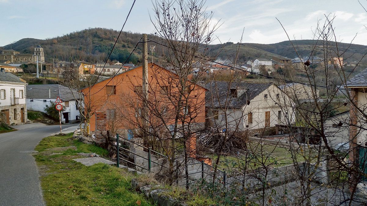 Imagen del pueblo de Villar de los Barrios, en el municipio de Ponferrada. | M.I.