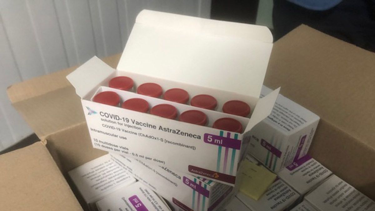 Las 19 cajas con vacunas de AstraZeneca que corresponden a León. | L.N.C.