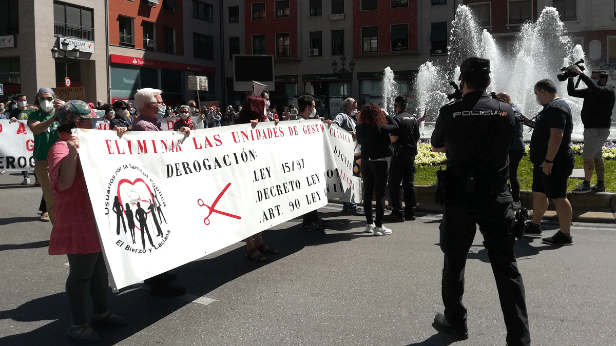 Usuarios de la Sanidad Pública en otra manifestación anterior. | D.M.