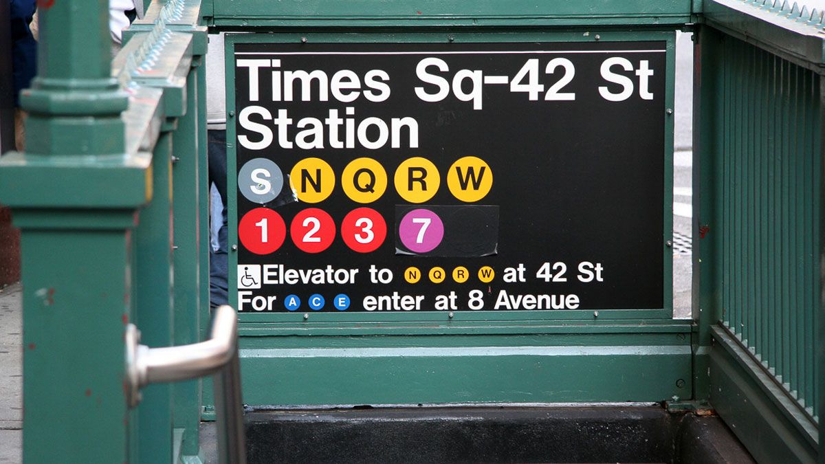 comportarse-guia-nueva-york-times-square-subwayweb.jpg