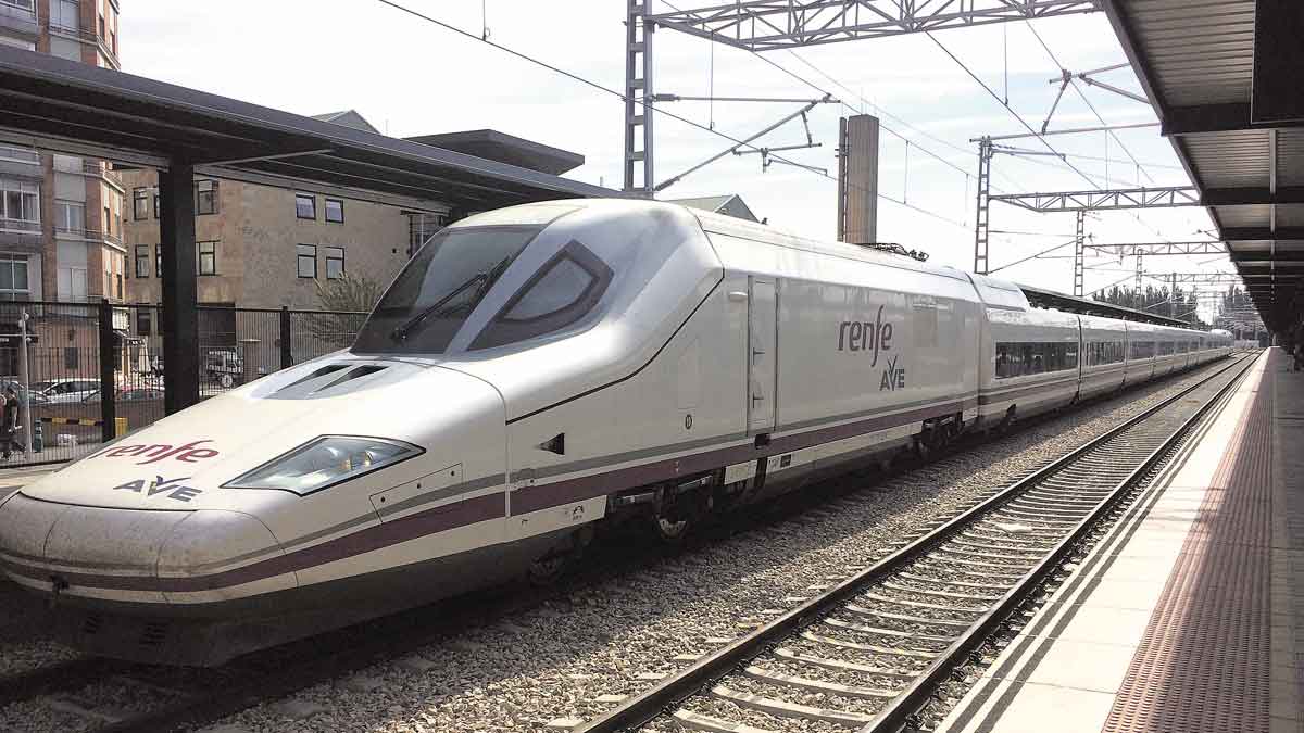 Imagen de archivo del AVE en León. | L.N.C.