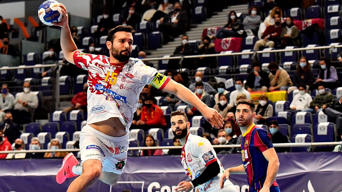 Carrillo lanza durante la final de este domingo en el Wizink Center de Madrid. | J.L. RECIO