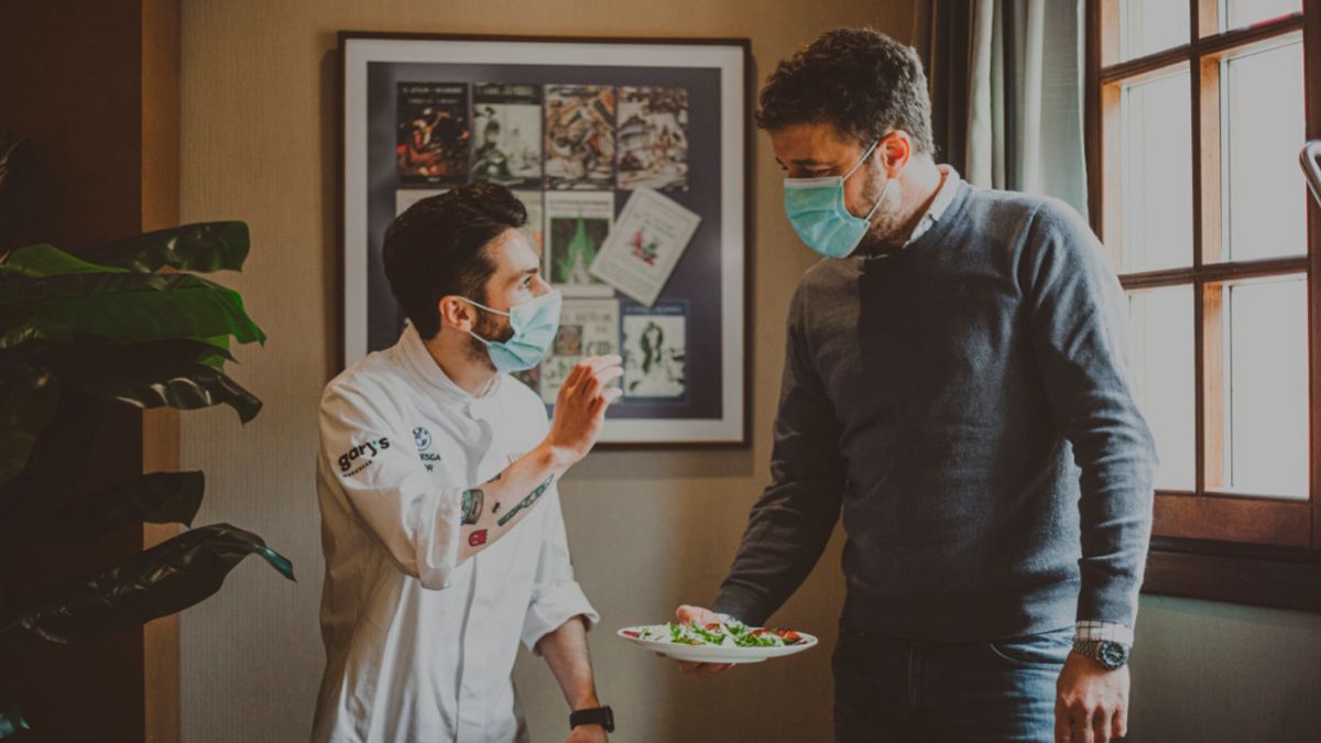 El director del grupo Aroi y Samuel Naveira se unen para dar a luz un proyecto gastronómico sin precedentes. El director del grupo Aroi y Samuel Naveira se unen para dar a luz un proyecto gastronómico sin precedentes.