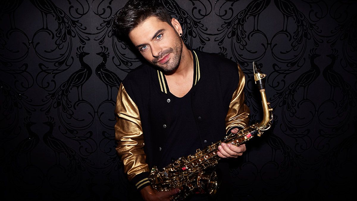 El saxofonista leonés LuGotti. :: L.N.C. El saxofonista leonés LuGotti. :: L.N.C.