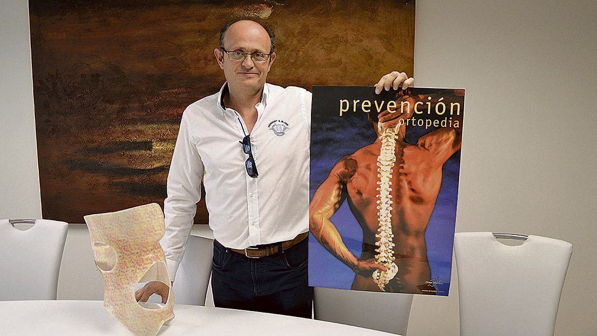 Javier Rosa Morán, presidente de Adesle, una asociación que pretende mejorar la calidad de vida de estos pacientes. Javier Rosa Morán, presidente de Adesle, una asociación que pretende mejorar la calidad de vida de estos pacientes.