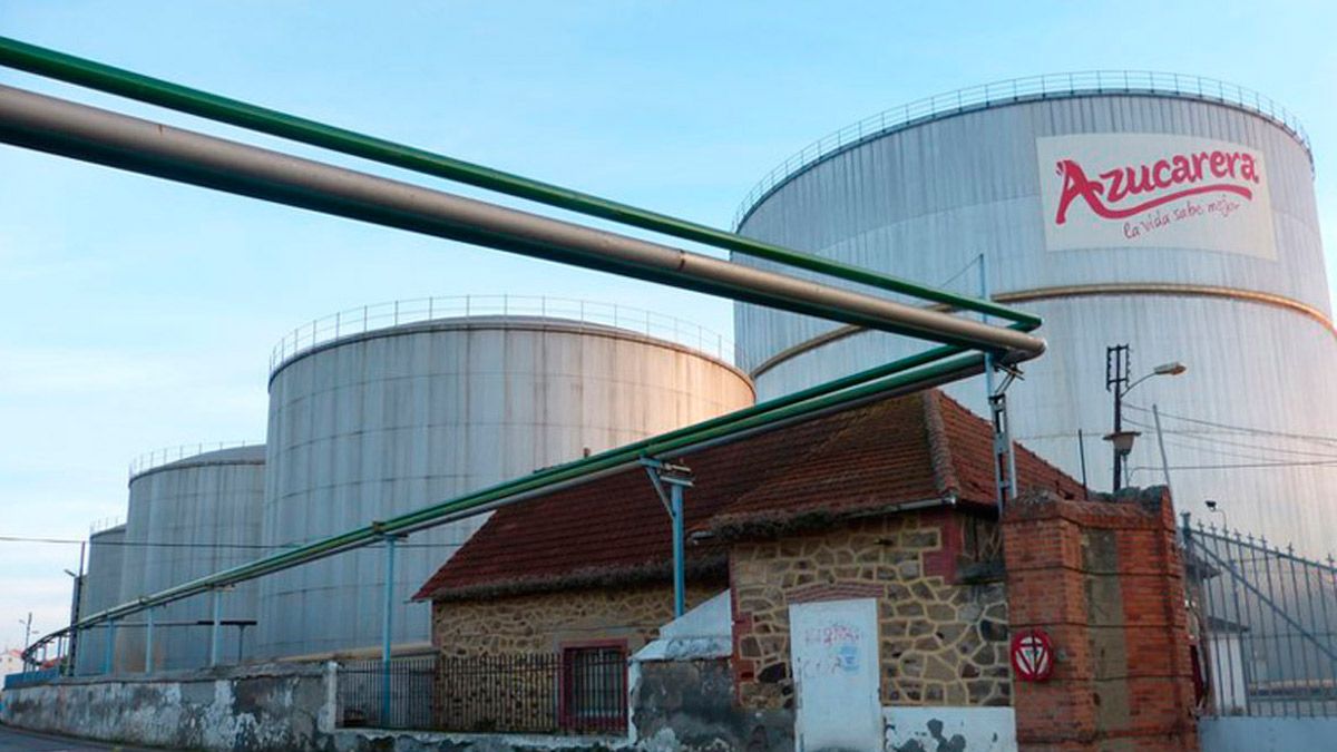 Instalaciones de la fábrica de Azucarera en La Bañeza. | L.N.C