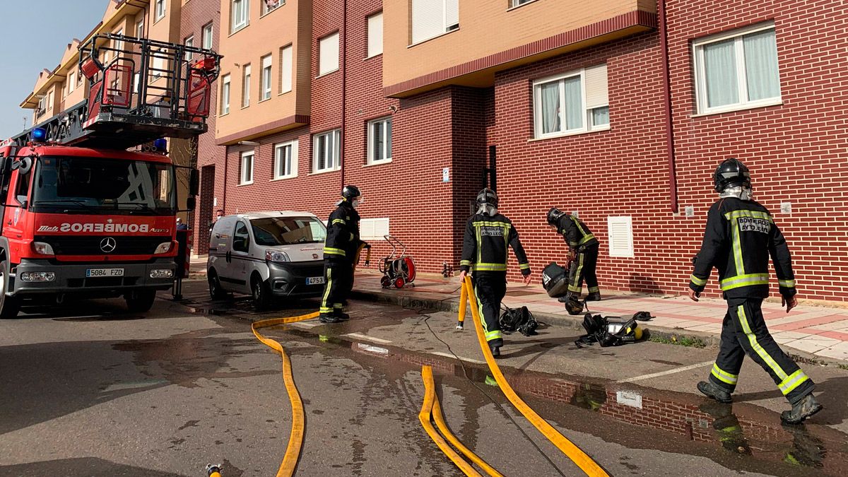 La vivienda en la que se produjo el suceso está situada en la calle Jaime Balmes de la localidad del alfoz. | L.N.C.