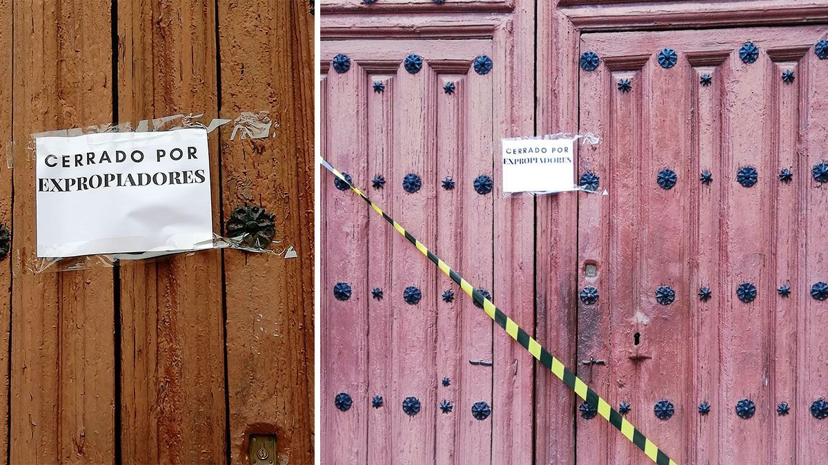Algunos de los carteles colocados en las iglesias este Jueves Santo. | L.N.C. Algunos de los carteles colocados en las iglesias este Jueves Santo. | L.N.C.