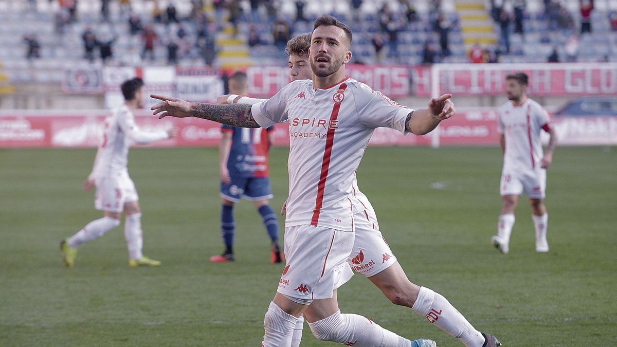 Dioni celebra un gol en el Reino. | MAURICIO PEÑA