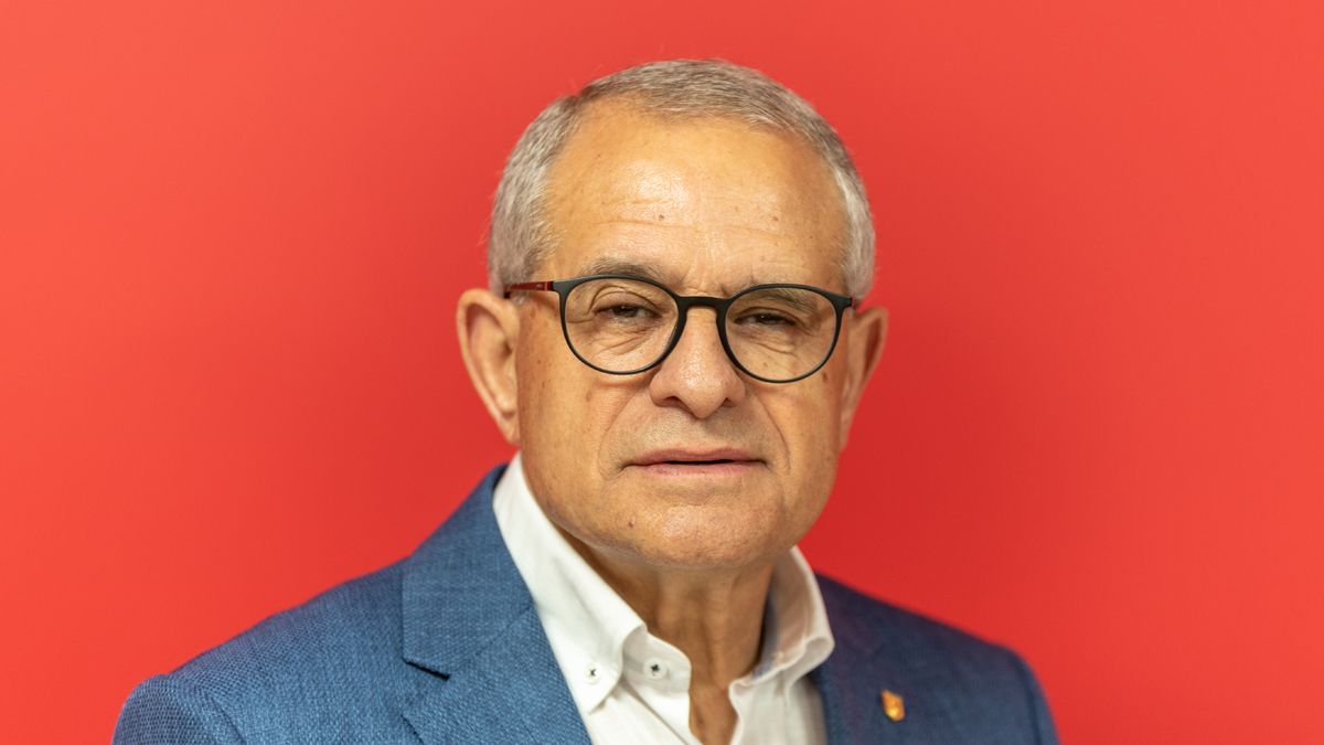 De la Fuente y el presidente del Consejo Comarcal se reunieron para definir ese apoyo. De la Fuente y el presidente del Consejo Comarcal se reunieron para definir ese apoyo.