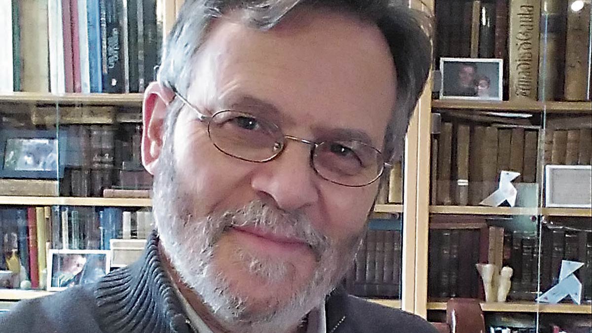 El escritor José Antonio Abella.