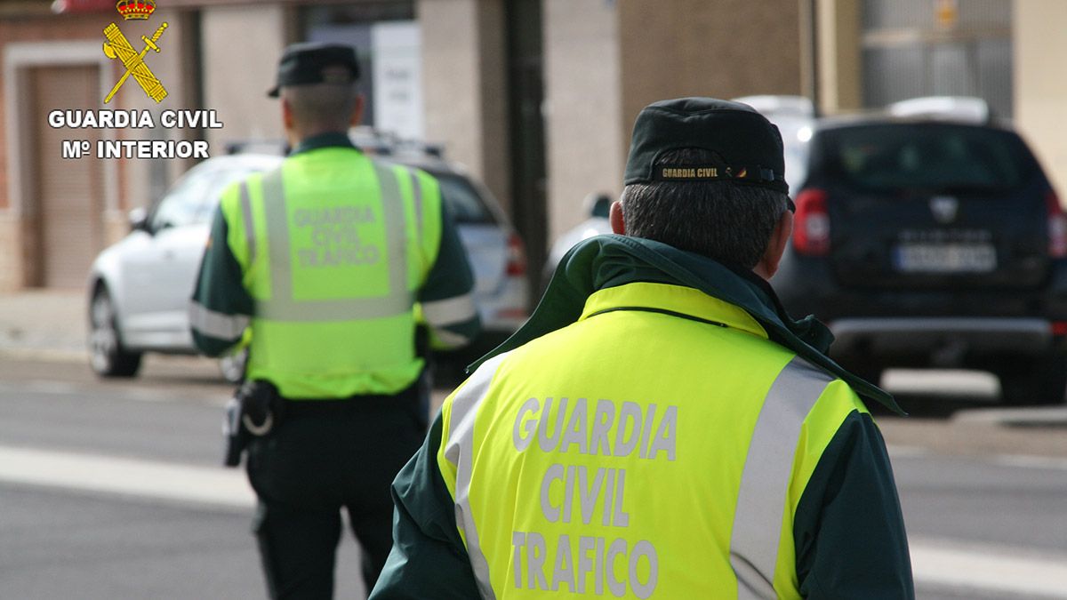 trafico-guardia-civil-leon-12421.jpg