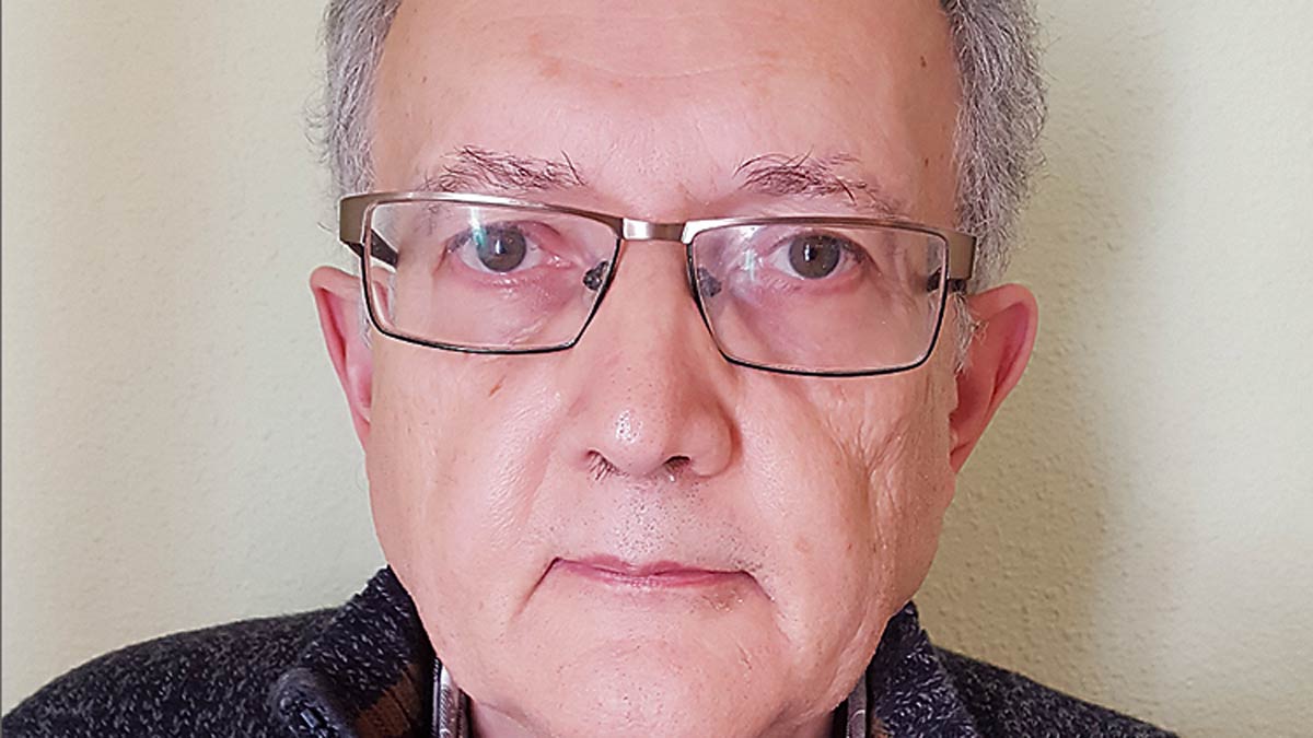 El autor de la novela de José Javier Carrasco.