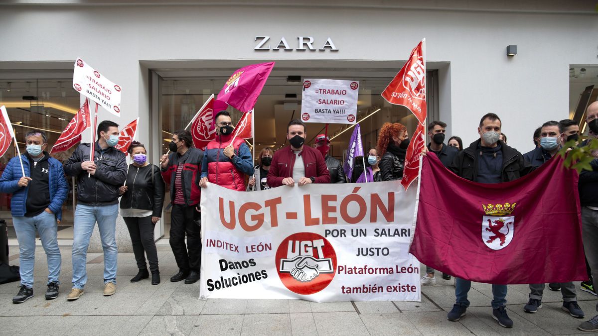 protesta-zara-ugt-24042021.jpg