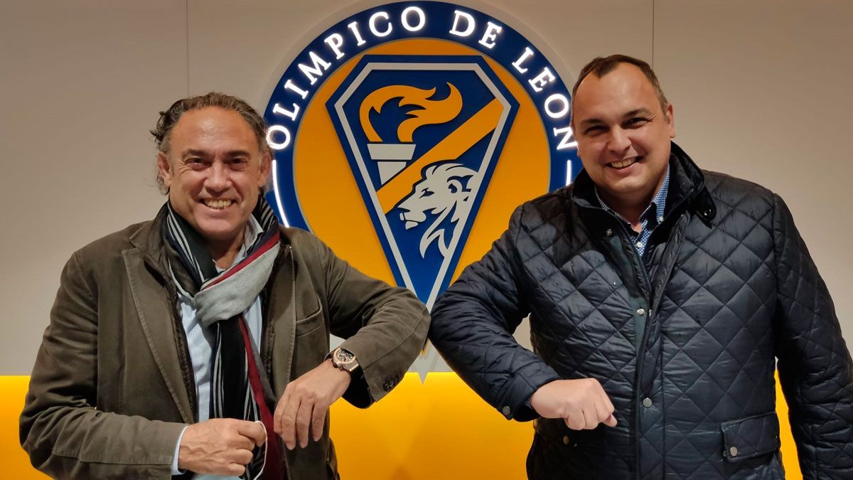 Felipe Llamazares y José Pedro Luengo, en la firma del convenio. | CYD