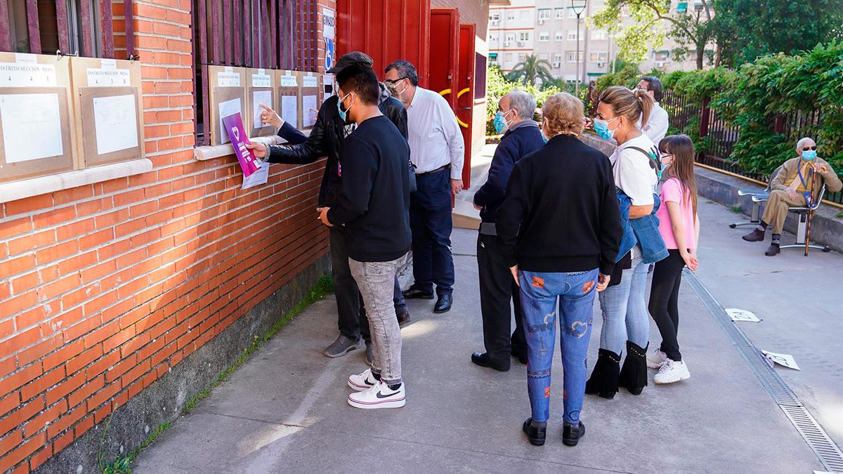 Un colegio electoral de Madrid este martes. | EP