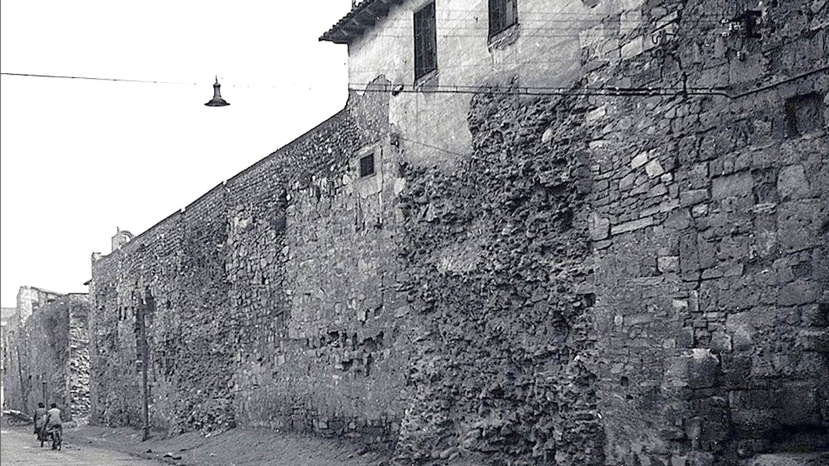 La Calle Carreras, en 1910 (foto propiedad del Ayto. de León).