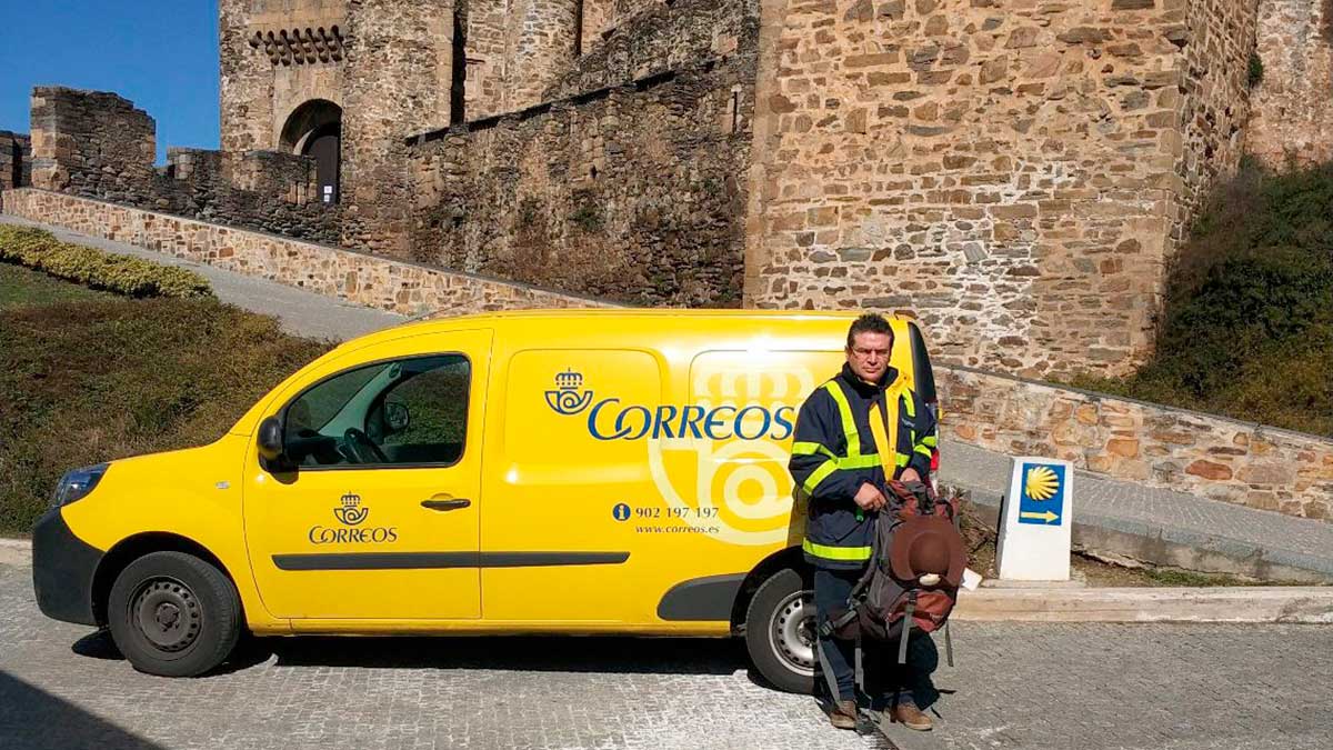 Imagen de archivo del servicio de transporte de mochilas a los peregrinos. | ICAL