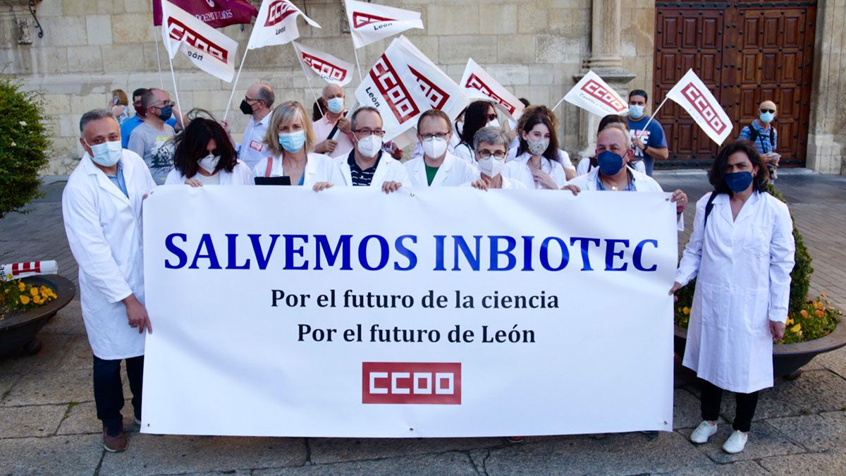 Concentración en defensa del Inbiotec ante la Diputación de León. | ICAL