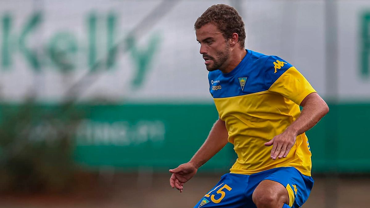 Pedro Empis, durante un partido con el Estoril Praia. | E.P.