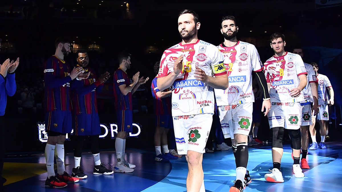 El Ademar salta a la final de Copa del Rey de este año ante el Barcelona. | J.L. RECIO El Ademar salta a la final de Copa del Rey de este año ante el Barcelona. | J.L. RECIO