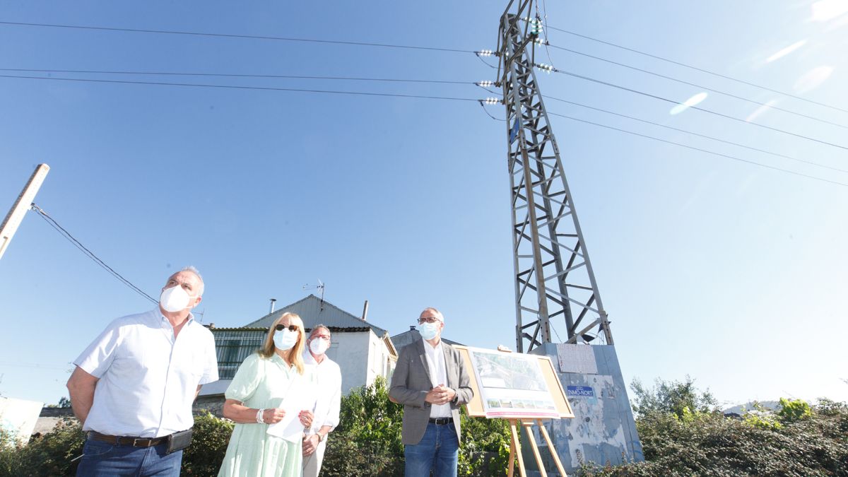 El alcalde y la concejala del área de obras presentaron los trabajos sobre el terreno. | Ical