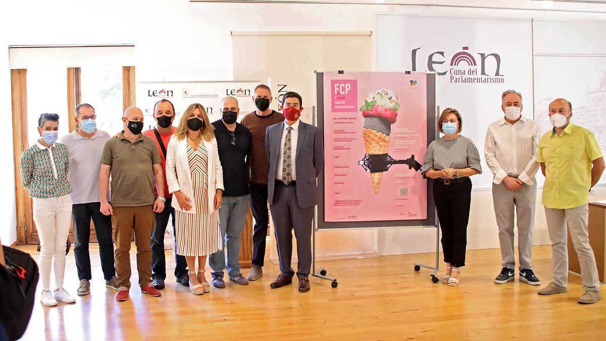 Los participantes en la presentación del Festival Cuna del Parlamentarismo, este viernes en San Marcelo.