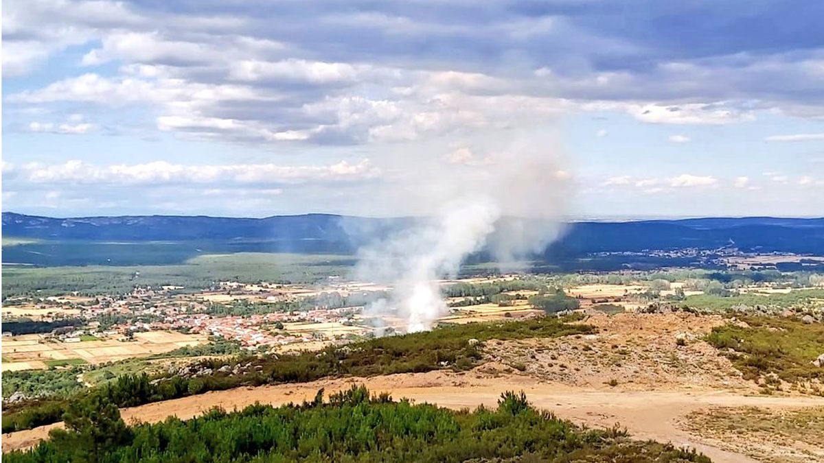 Llegada de las Brif al incendio de Castrocontrigo. | @Briftabuyo