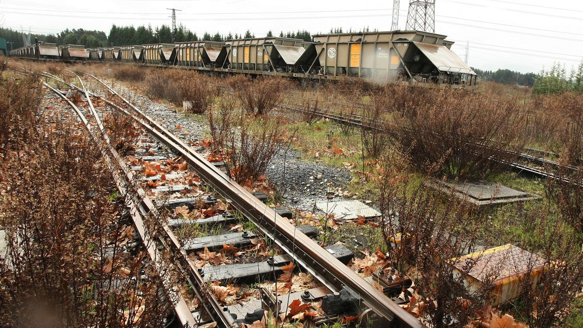 Algunos trazados ferroviarios bercianos pasan ya a ser un recuerdo. | ICAL