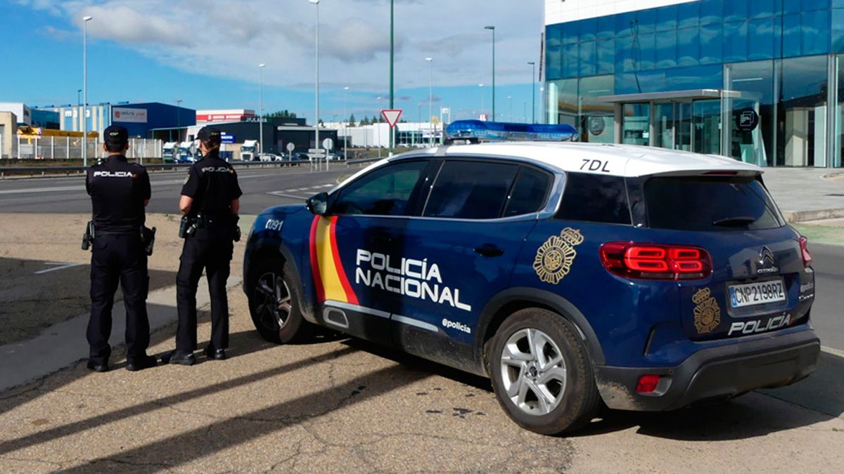 policia-nacional-leon-09082021.jpg