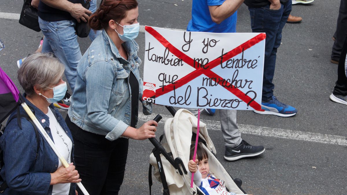 Imagen de una pancarta en la manifestación del día 31 en Ponferrada. | Ical