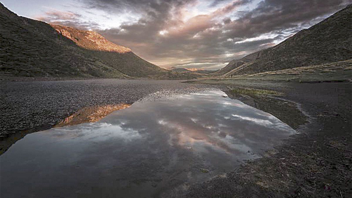 En la imagen, espectacular vista de Lago de Babia. :: sergio abello