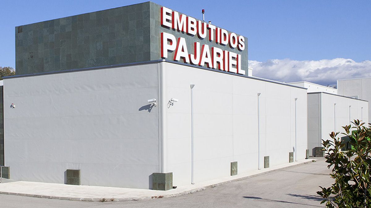 Imagen de la empresa Embutidos Pajariel en el polígono de San Román.