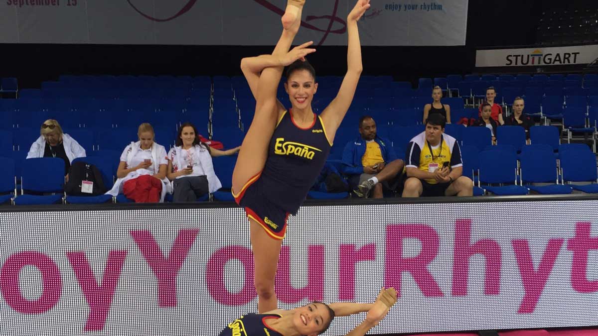 Carolina Rodríguez y Sara Llana, con el uniforme de España en Stuttgart. | L.N.C.