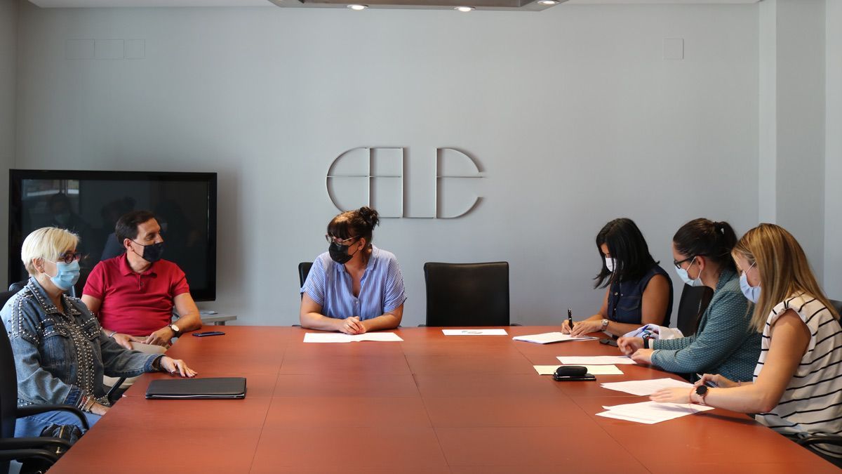 La firma del convenio se ha efectuado este martes. | L.N.C.