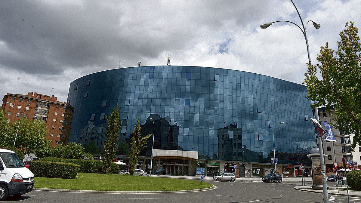 Transcom está ubicada en el Edificio Europa. | MAURICIO PEÑA Transcom está ubicada en el Edificio Europa. | MAURICIO PEÑA