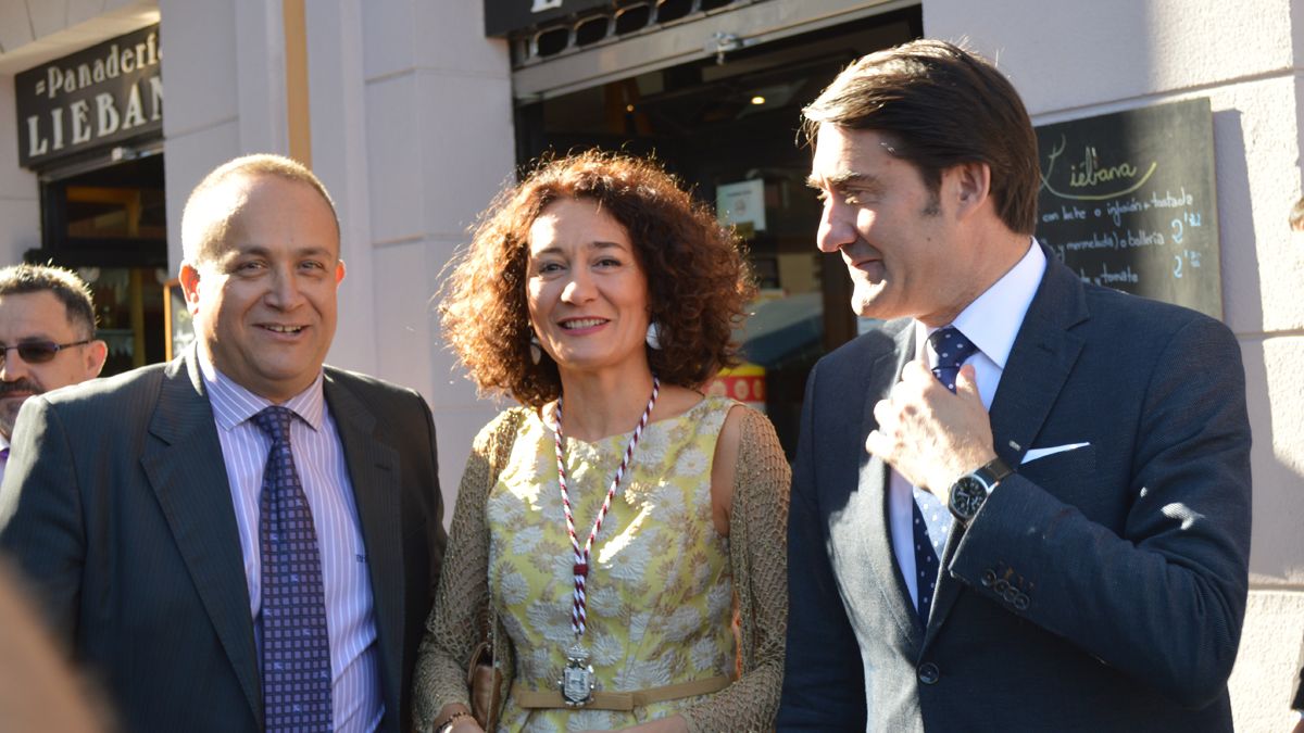 Courel, Merayo y Suárez Quiñones, este lunes en Ponferrada. | D.M.