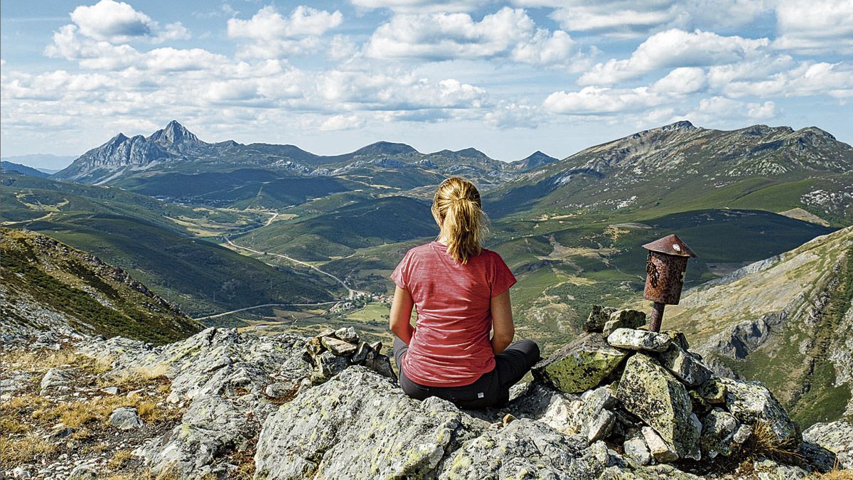 Cumbre del pico Runción. | VICENTE GARCÍA