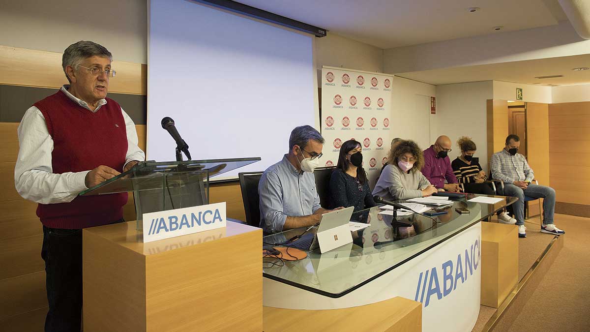 Cayetano Franco, durante la asamblea celebrada este jueves. | MAURICIO PEÑA