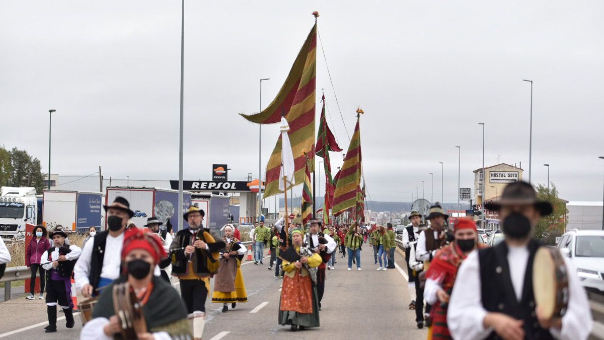 desfile-san-froilan-5102021.jpg