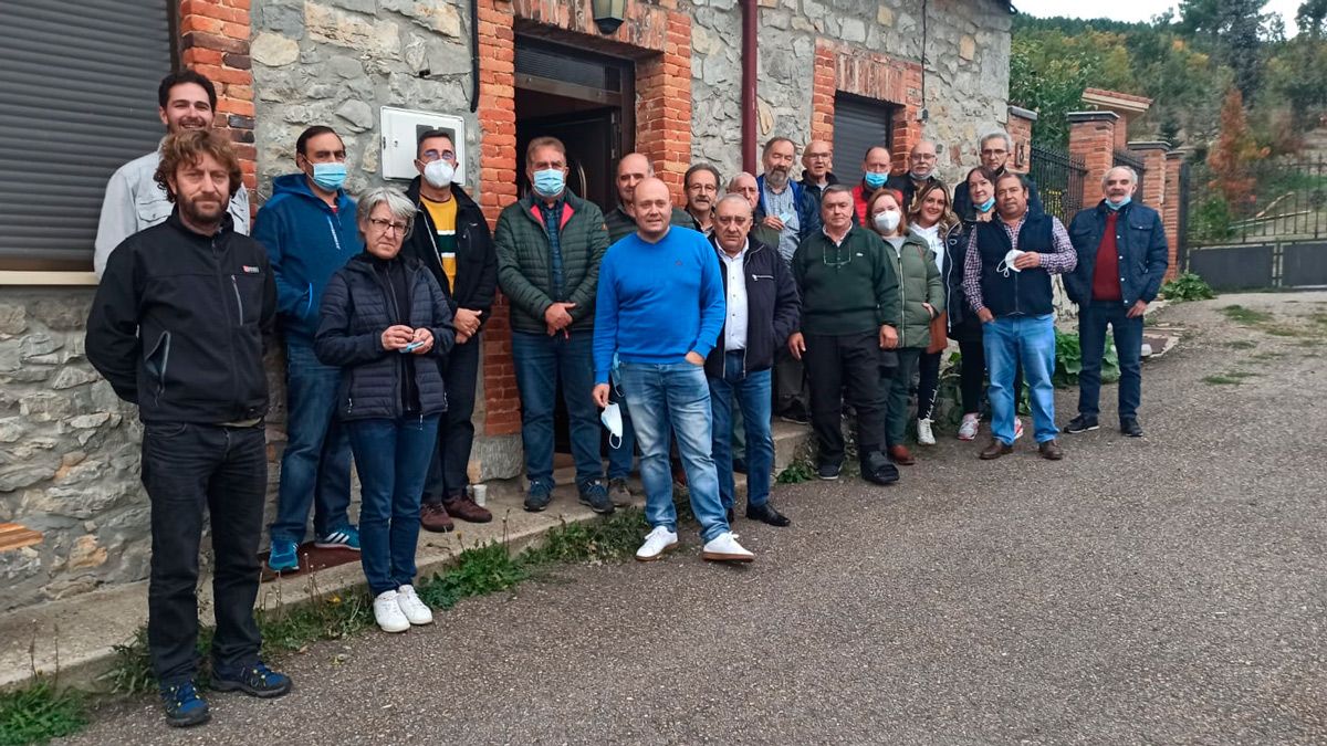 La reunión se celebró en Sobrepeña. | L.N.C. La reunión se celebró en Sobrepeña. | L.N.C.