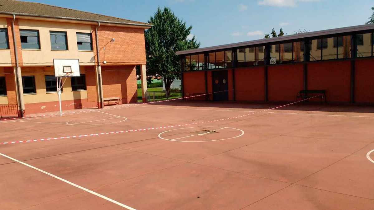 Patio señalizado del Colegio Nuestra Señora del Sagrado Corazón. | L.N.C.