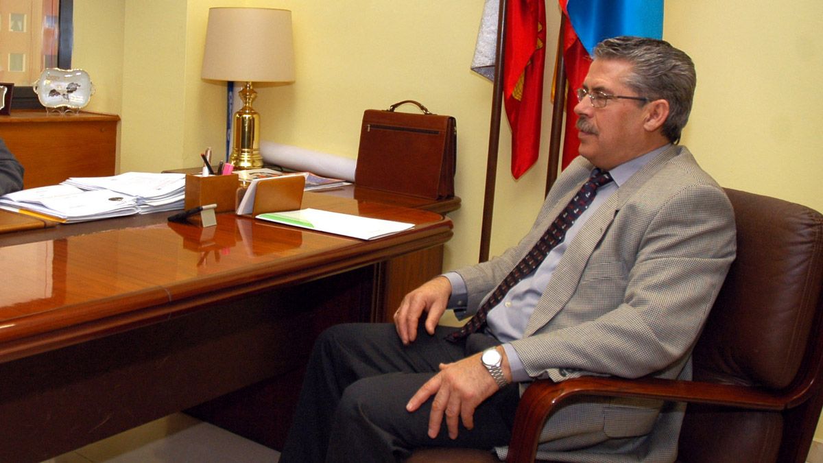 Orlando López, en una imagen en el Consejo Comarcal en el año 2005. | C. Sánchez (Ical)
