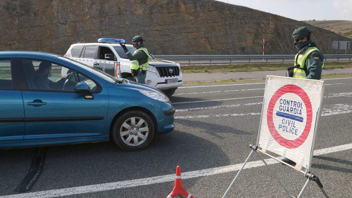 Un control de la Guardia Civil en una imagen de archivo. | ICAL