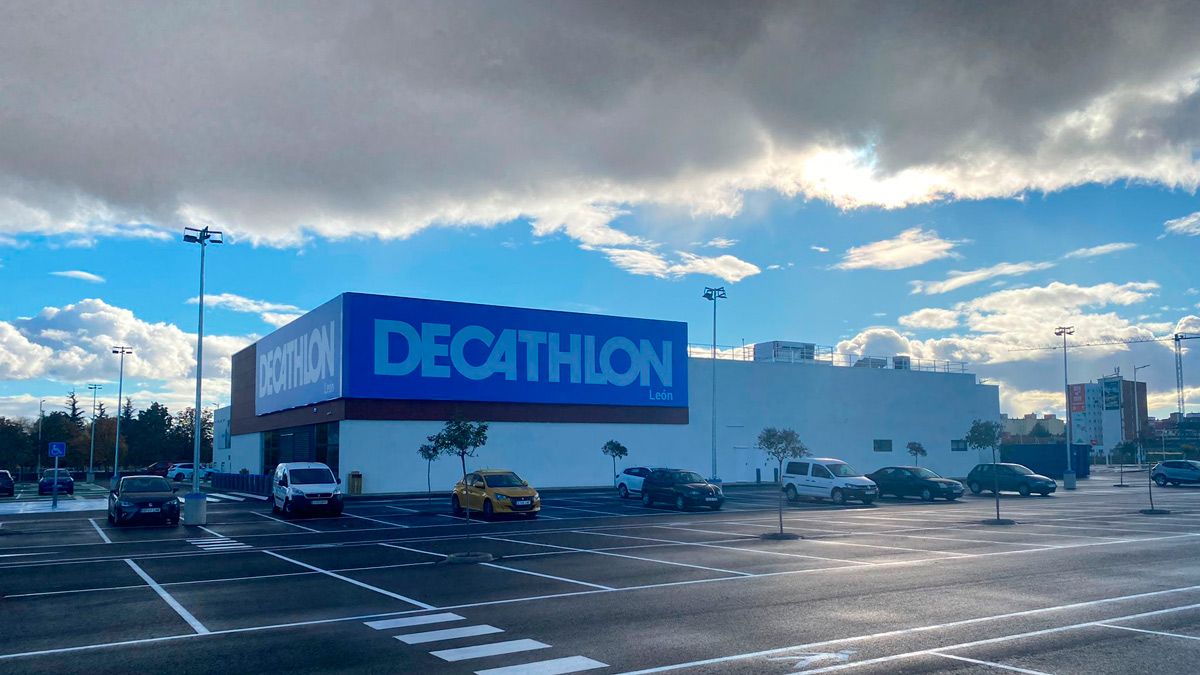 Decathlon estará ubicado en la zona de La Granja. | SAÚL ARÉN Decathlon estará ubicado en la zona de La Granja. | SAÚL ARÉN