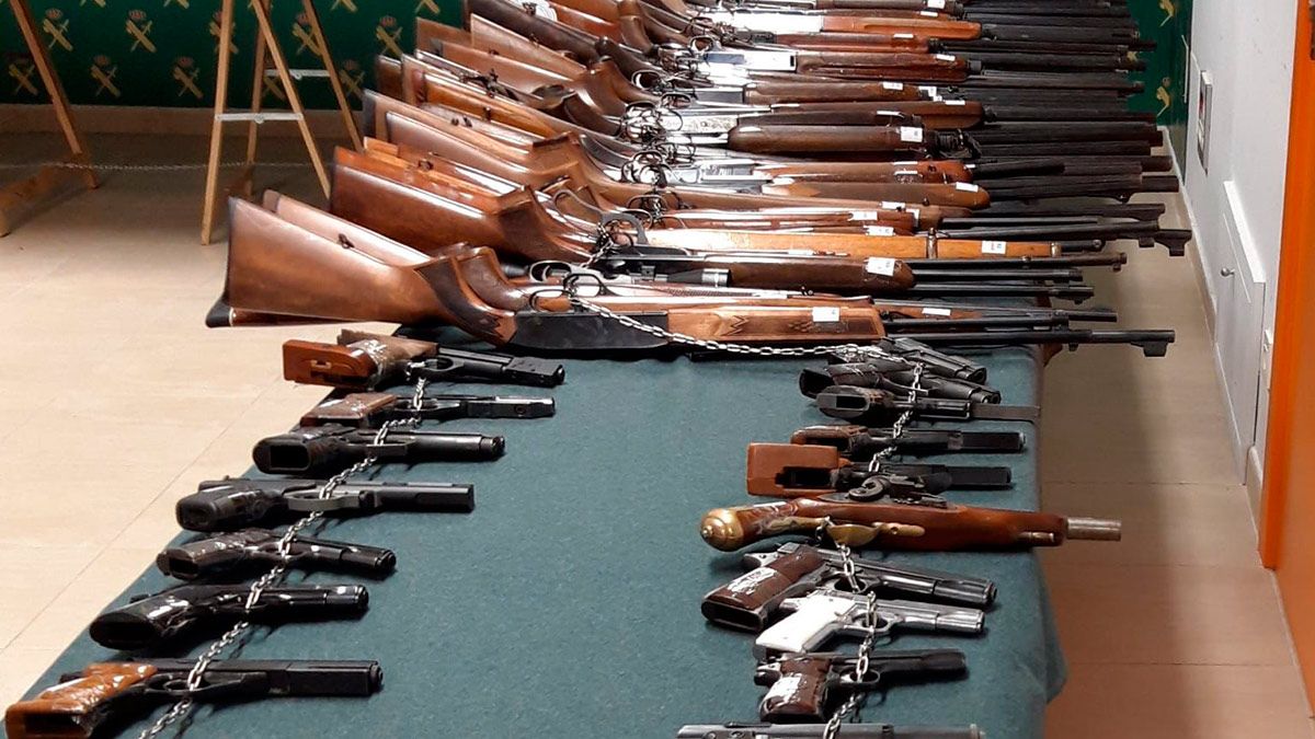 subasta-armas-51121.jpg subasta-armas-51121.jpg