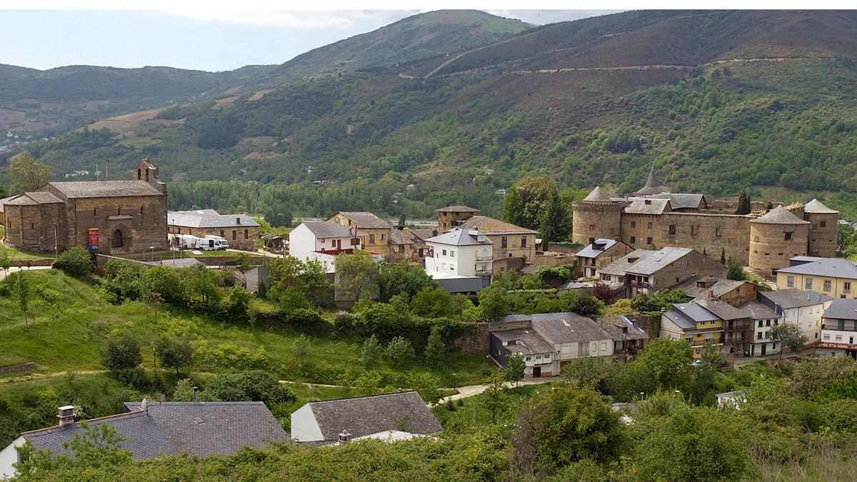 El municipio de Villafranca podría ver renovado todo su alumbrado. | ICAL