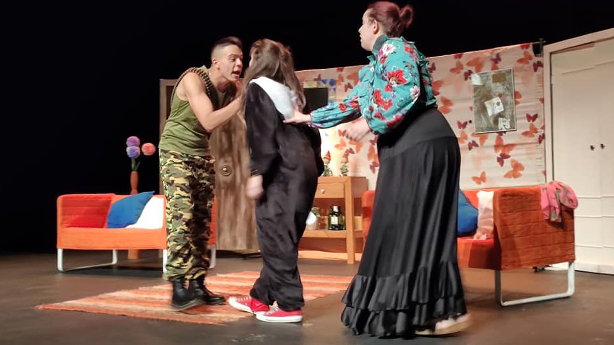 Imagen de la función de teatro-foro 'Mariposas Negras', de Dinamia.